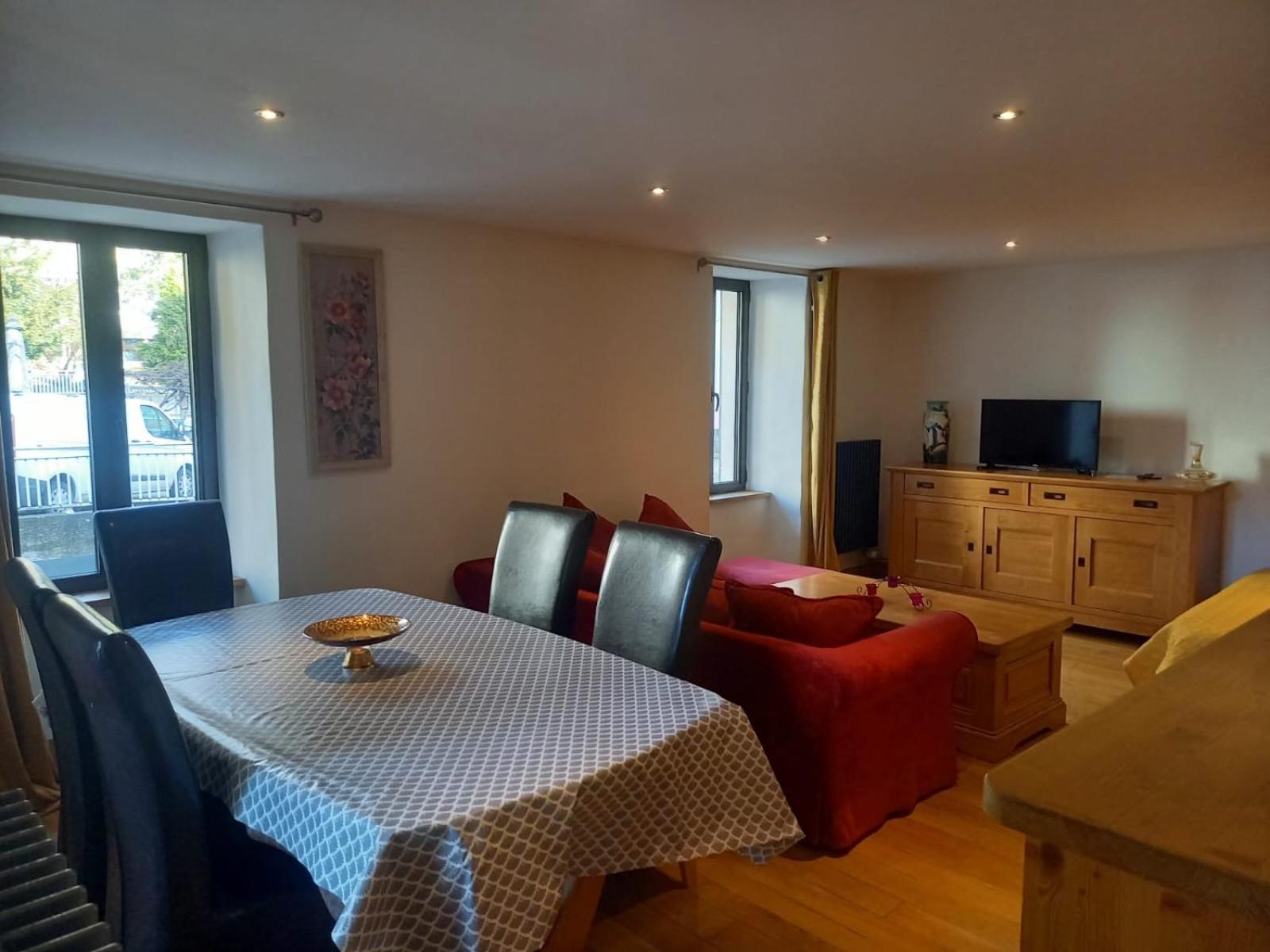 Appartement Centre Du Village Brides Les Bains Exterior photo